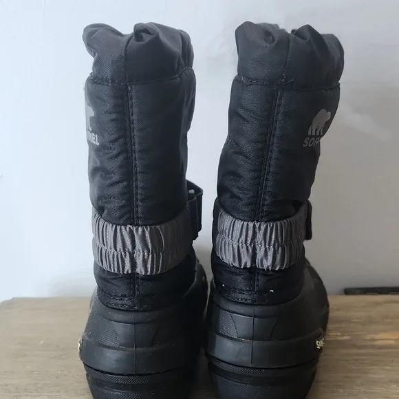 Sorel Black Insulated Snow Boots - Picture 4 of 6